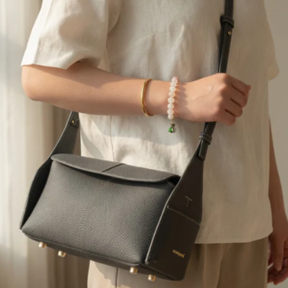 Genuine Leather Small Horizontal Square Tote Bag – Unisex Crossbody & Shoulder Chain Mini Tote for Women & Men | Spring 2025 Commuter Bag (5 Colors)